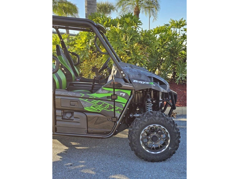 2025 Kawasaki Teryx4™ S Le Cypher Camo Gray