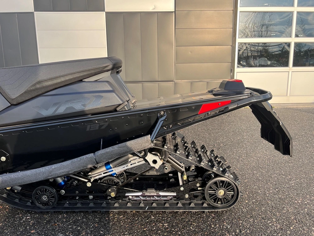 Polaris 9r Indy Vr1 137 2027 alt