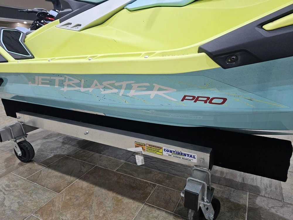2025 Yamaha Jetblaster Pro 2-up
