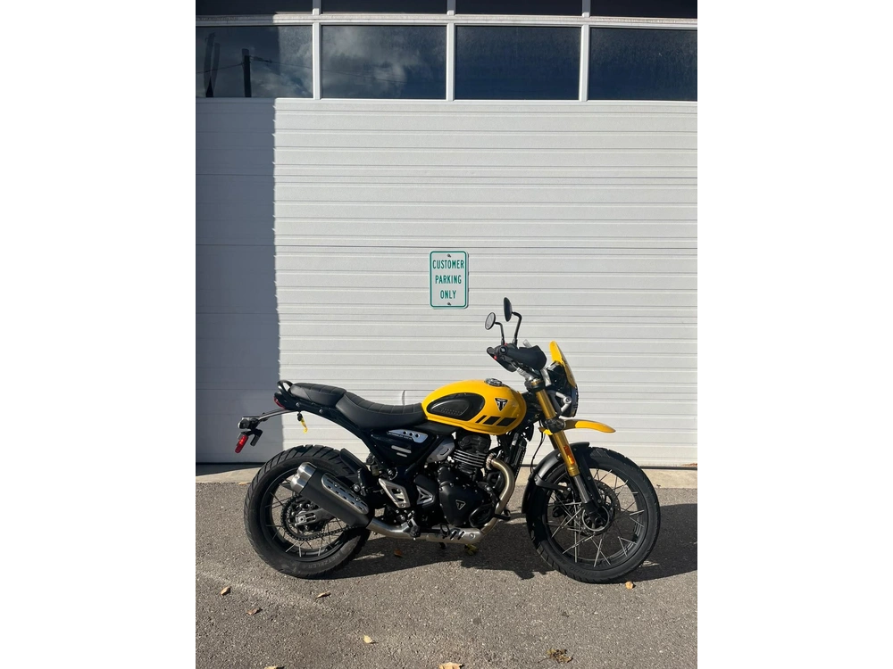 2026 Triumph Scrambler 400 Xc alt