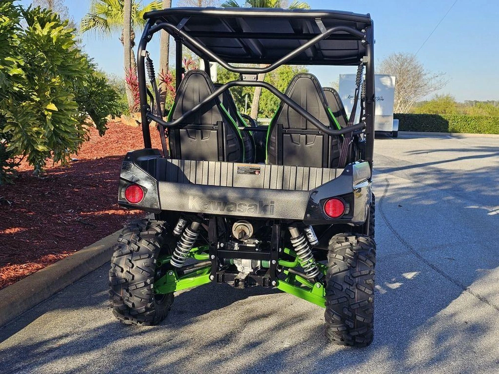 2025 Kawasaki Teryx4™ S Le Cypher Camo Gray