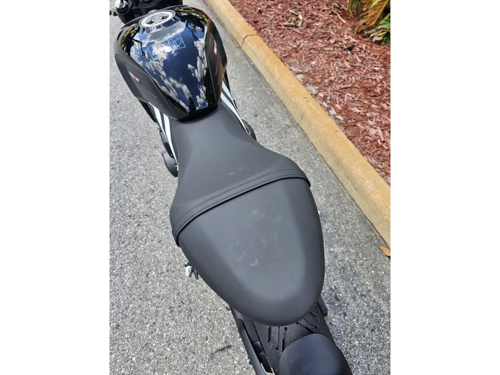 2025 Triumph Trident 660 Cobalt Blue/sapphire Black