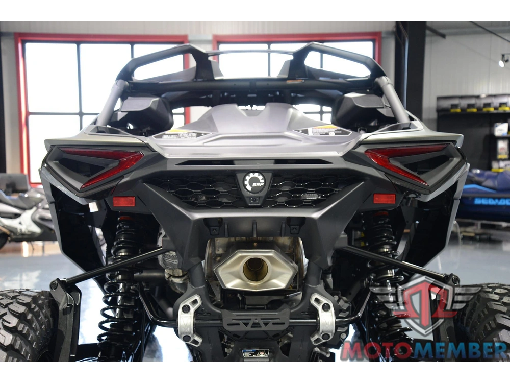 2027 Can-am Maverick R X Rc With Smart-shox 999t Dct