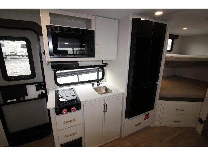 Grand Design Transcend 161bh 2026