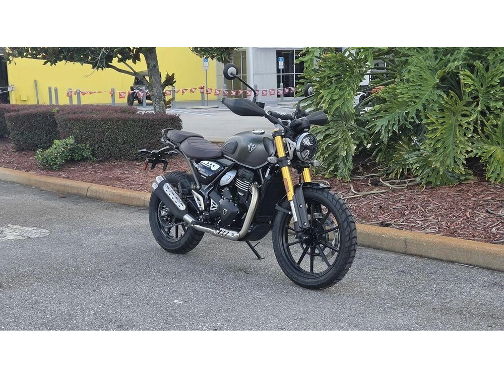 2027 Triumph Scrambler 400 X Matte Pewtergrey/matte Khaki Green