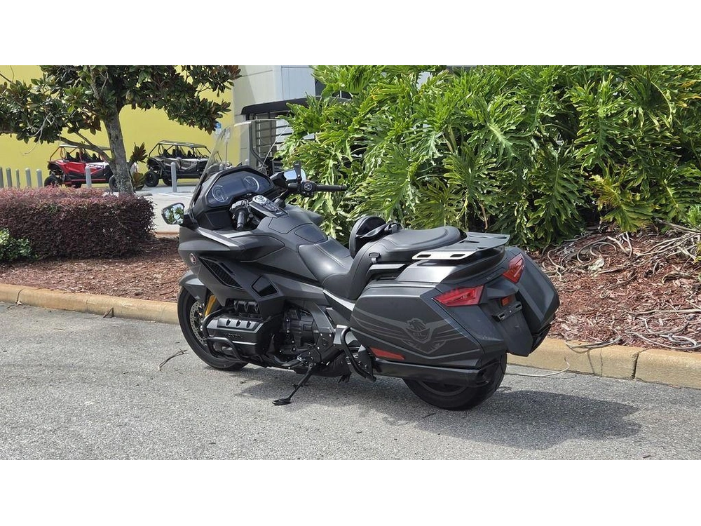 2025 Honda Gold Wing 50th Anniversary Dct