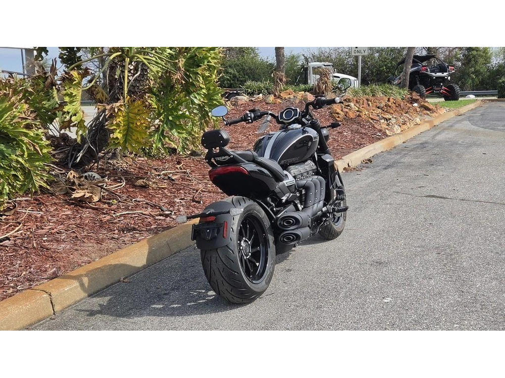 2026 Triumph Rocket 3 Storm Gt Granite/sapphire Black