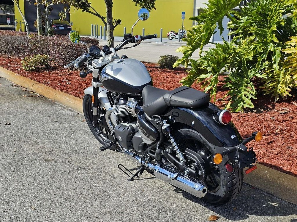 2024 Royal Enfield Super Meteor 650 Interstellar Grey