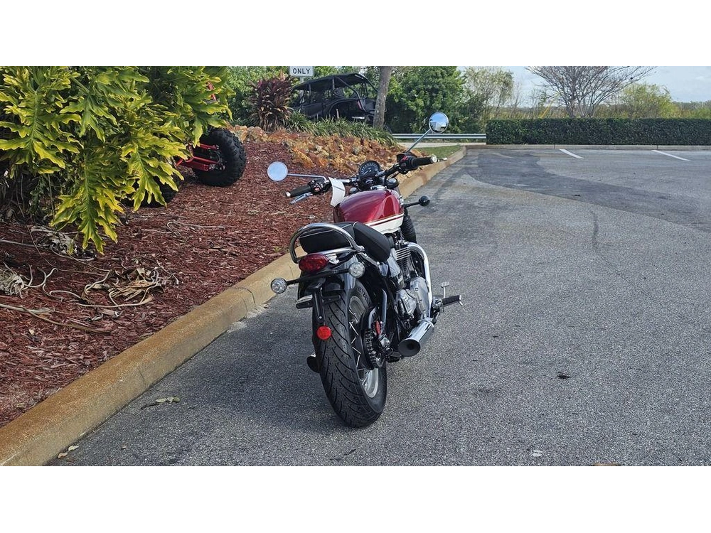 2026 Triumph Bonneville Speedmaster Carnival Red