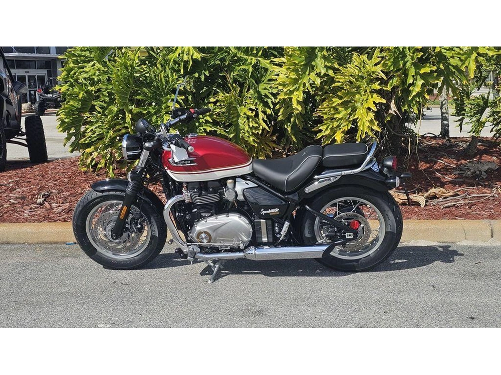 2026 Triumph Bonneville Speedmaster Carnival Red