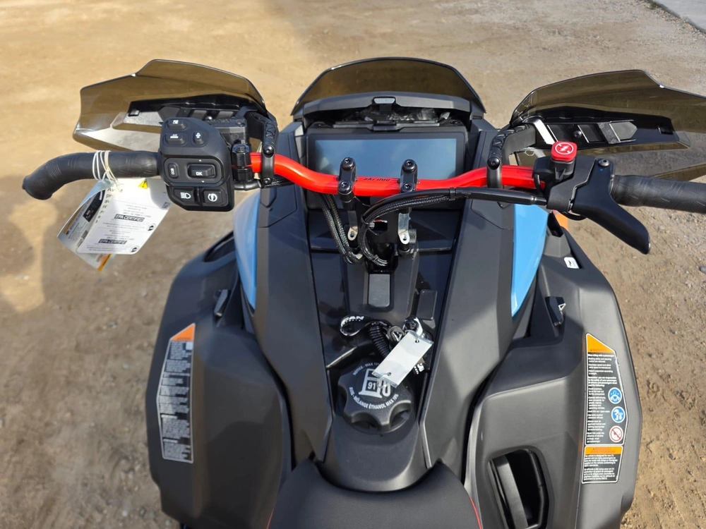 2026 Ski-doo Backcountry X-rs 146 (43") 850 E-tec Turbo R Storm 150 1.5" Shot W/ 10.25" Touchscreen