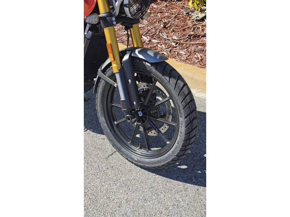2026 Triumph Scrambler 400 X Baja Orange/aluminium