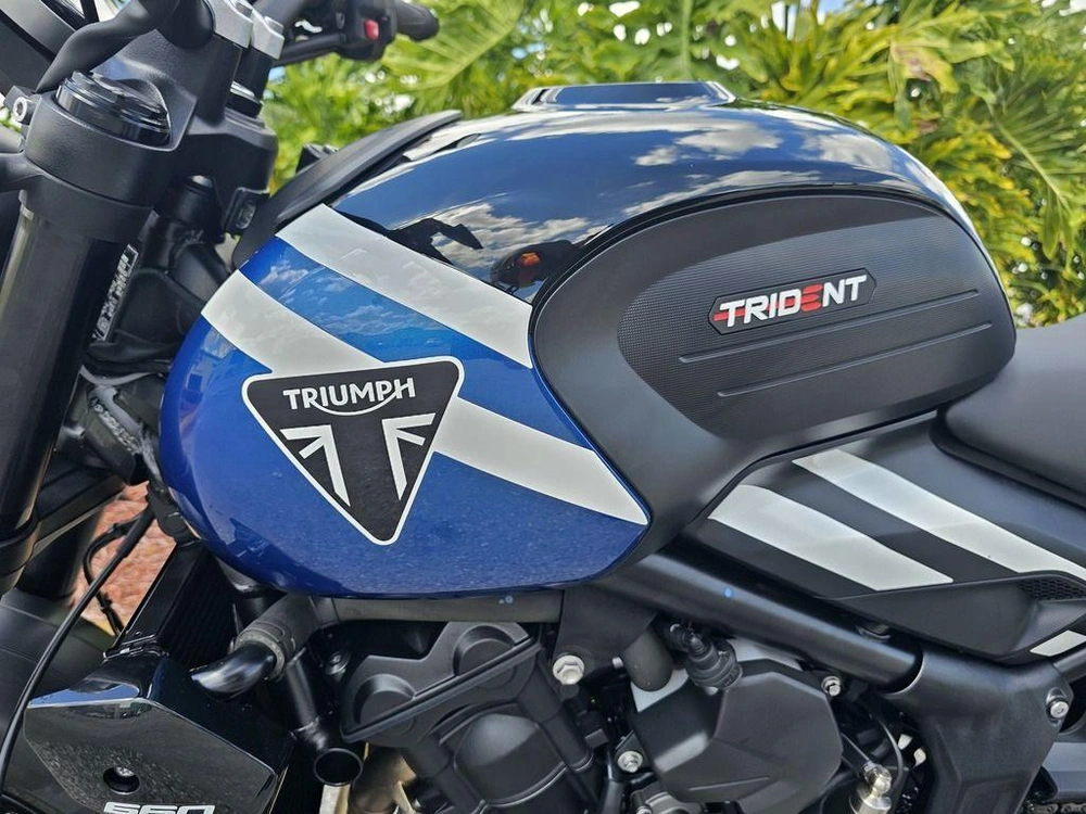 2025 Triumph Trident 660 Cobalt Blue/sapphire Black