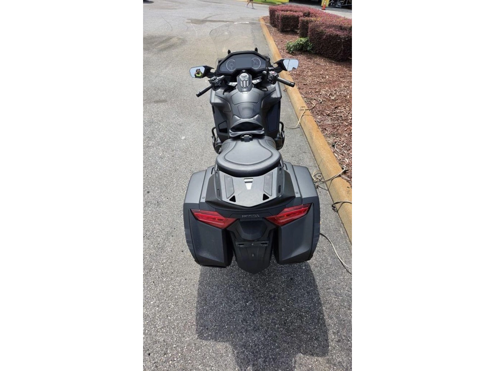 2025 Honda Gold Wing 50th Anniversary Dct