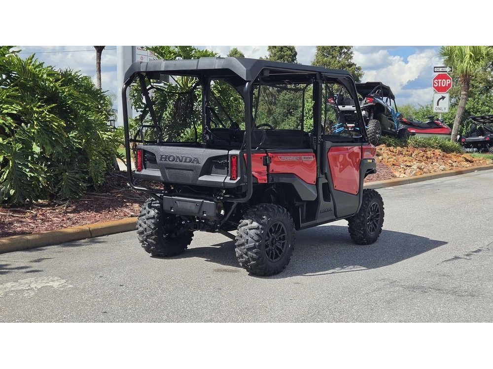 2026 Honda Pioneer 1000-5 Deluxe