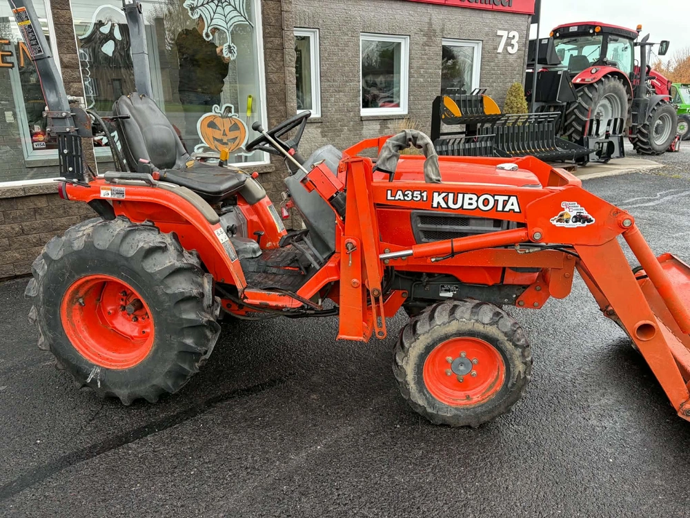 Kubota B2400 1997
