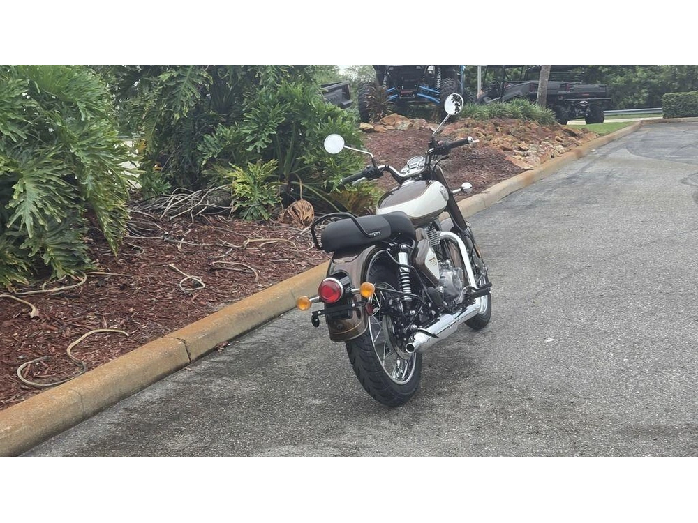 2027 Royal Enfield Classic 350 Medallion Bronze