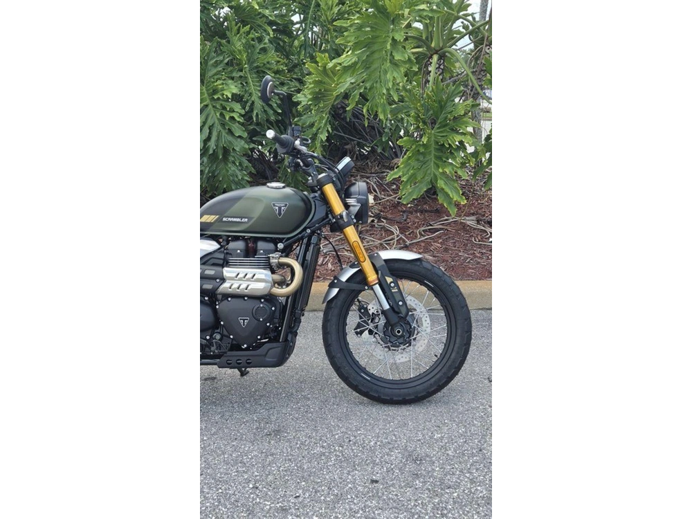 2026 Triumph Scrambler 900 Matt Khaki Green