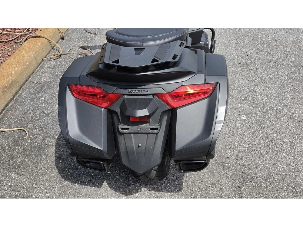 2025 Honda Gold Wing 50th Anniversary Dct