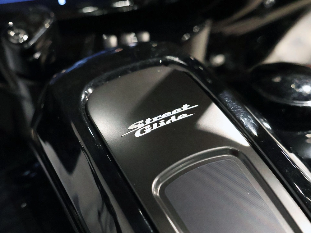 2022 Harley-davidson Street Glide St Flhxst