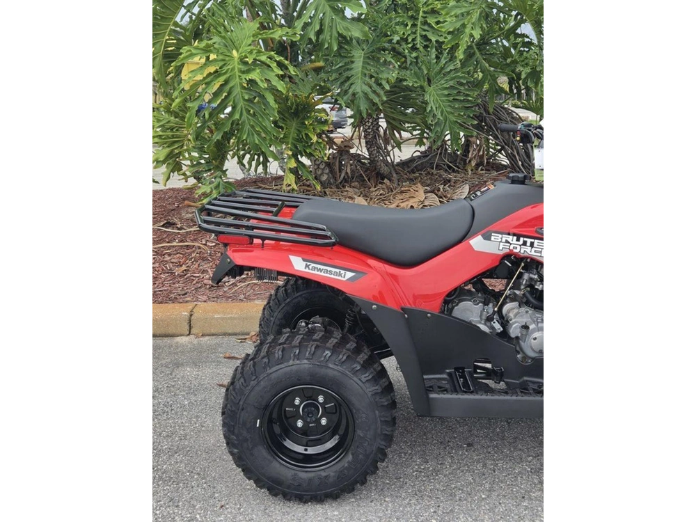 2026 Kawasaki Brute Force® 300