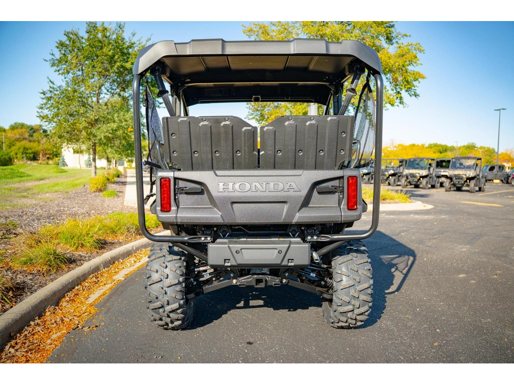 2026 Honda Pioneer 1000-5 Deluxe