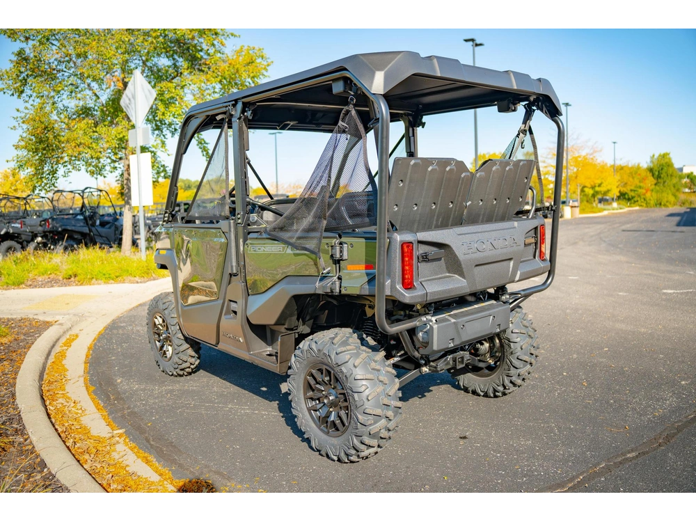 2026 Honda Pioneer 1000-5 Deluxe