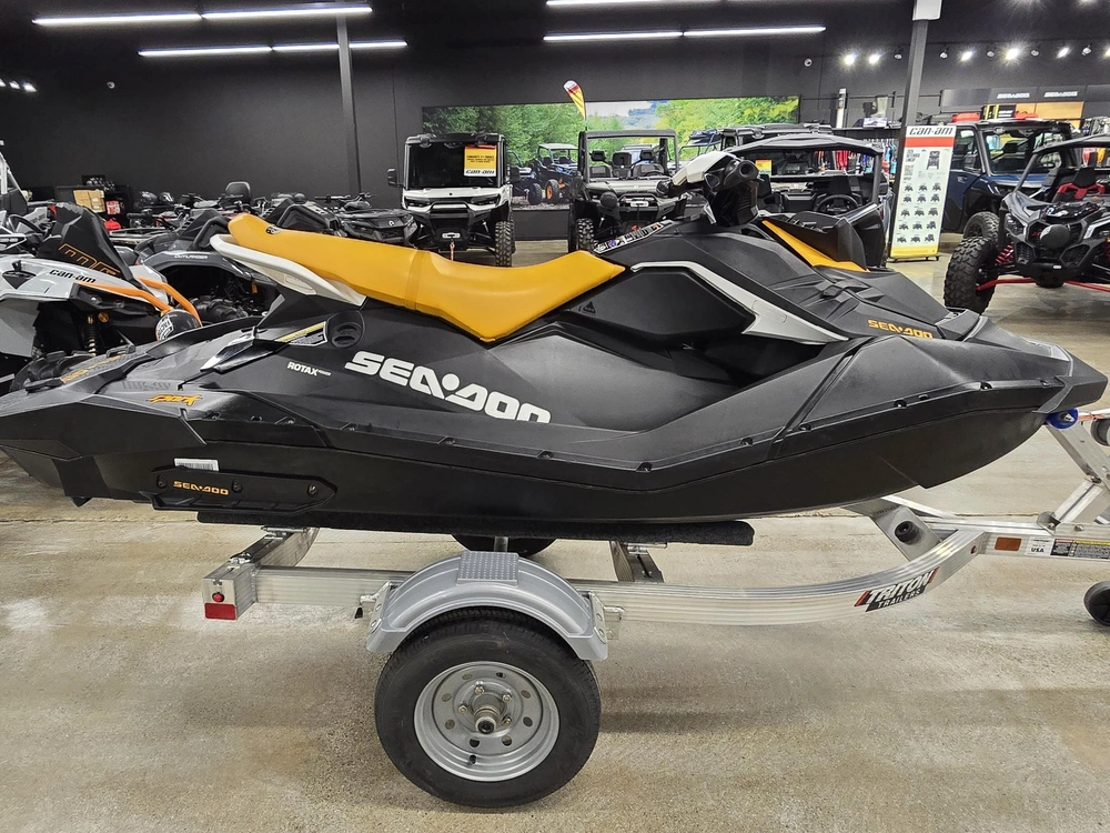 2021 Brp Spark 2up