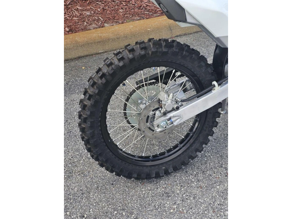 2027 Kawasaki Klx®140r F