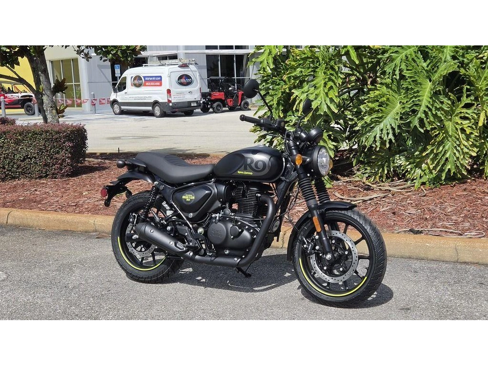 2027 Royal Enfield Hunter 350 Graphite Grey