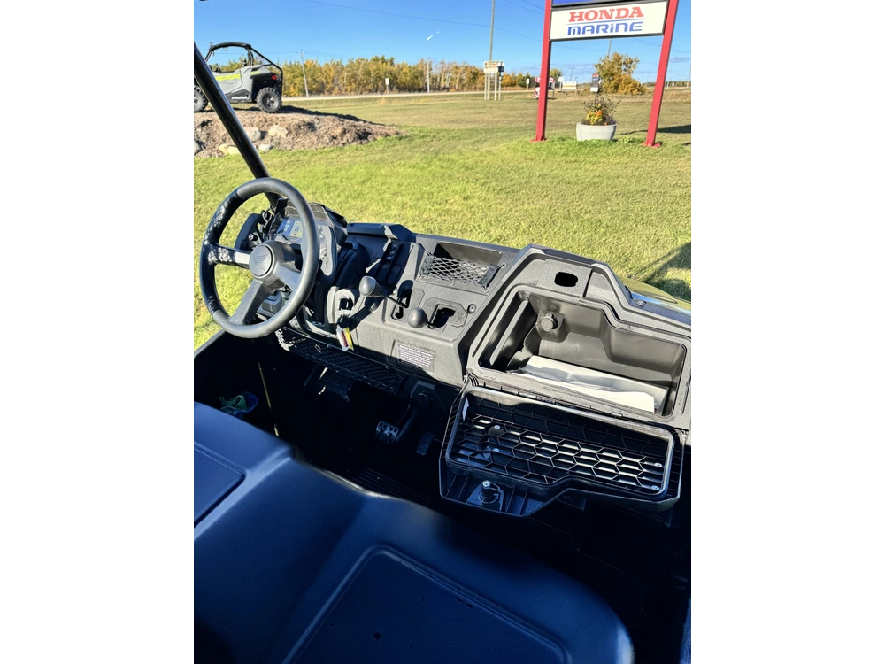 2026 Honda Pioneer 700-2p Dlx