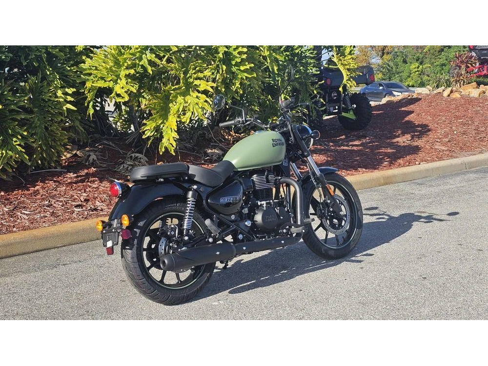 2024 Royal Enfield Meteor 350 Fireball Matte Green