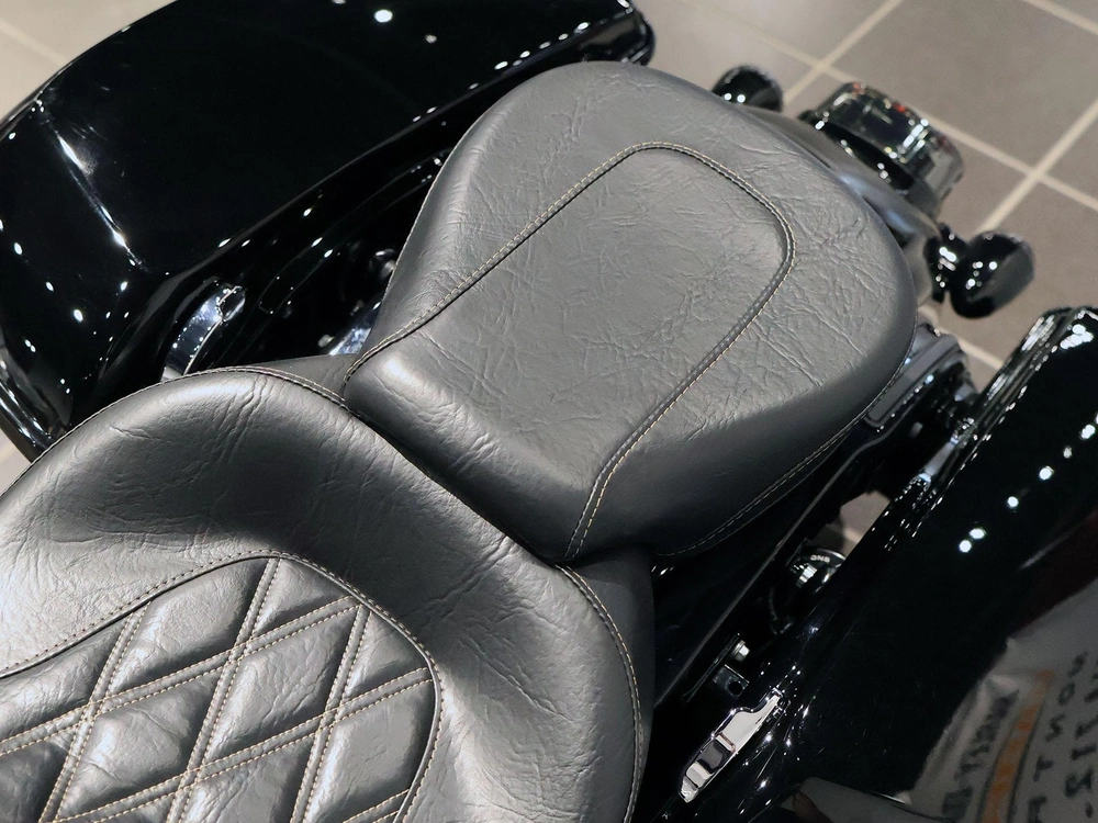 2022 Harley-davidson Street Glide St Flhxst
