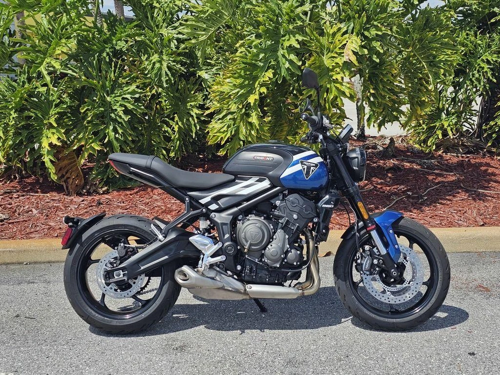 2025 Triumph Trident 660 Cobalt Blue/sapphire Black