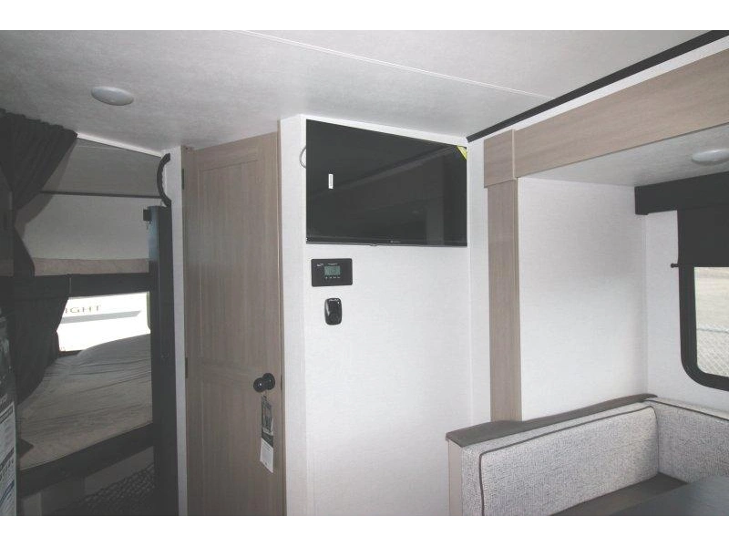 2027 Jayco Jay Feather 19mbs