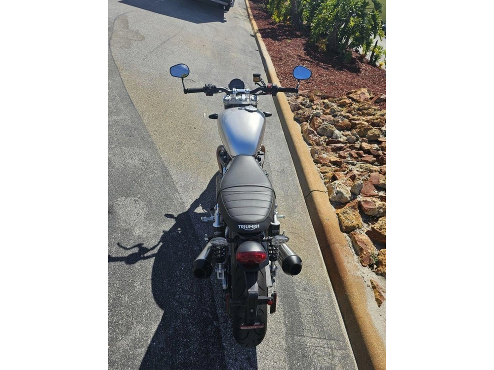 2025 Triumph Speed Twin 1200 Aluminum Silver