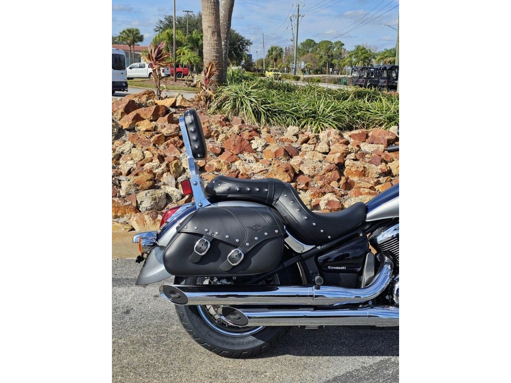 2026 Kawasaki Vulcan® 900 Classic Lt