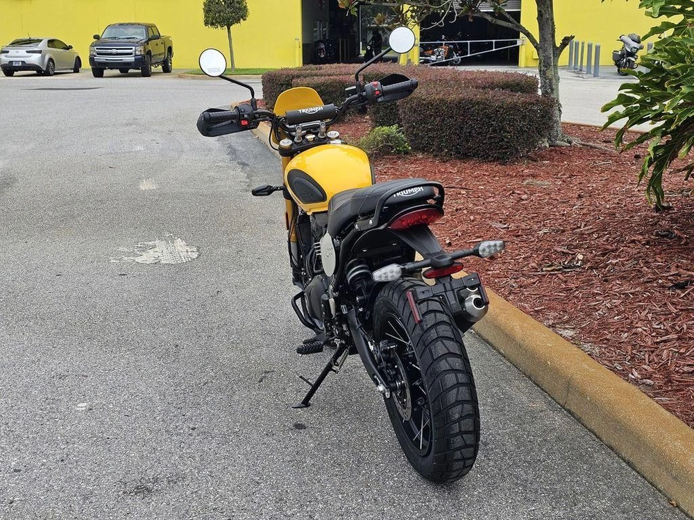 2026 Triumph Scrambler 400 Xc Racing Yellow