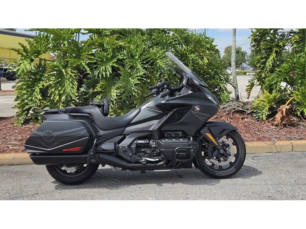 2025 Honda Gold Wing 50th Anniversary Dct