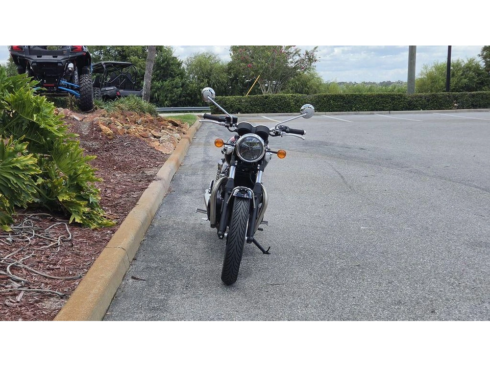 2026 Triumph Bonneville T100 Jet Black