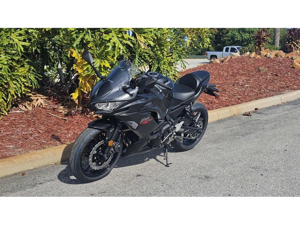 2026 Kawasaki Ninja® 650