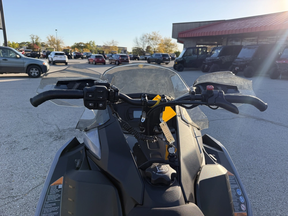 2026 Ski-doo Mxz Adrenaline 600r E-tec 137 Grey