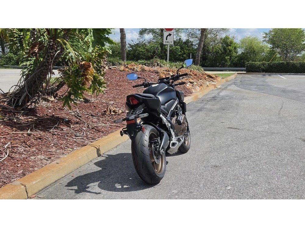 2026 Honda Cb650r E-clutch
