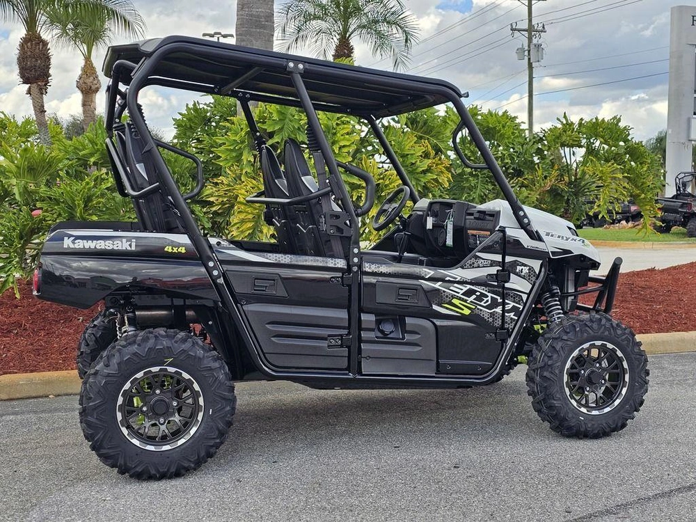 2025 Kawasaki Teryx4™ S Le