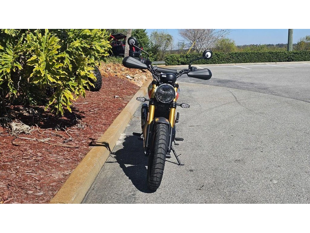 2026 Triumph Scrambler 400 X Baja Orange/aluminium