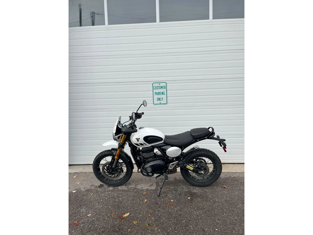 2026 Triumph Scrambler 400 Xc alt