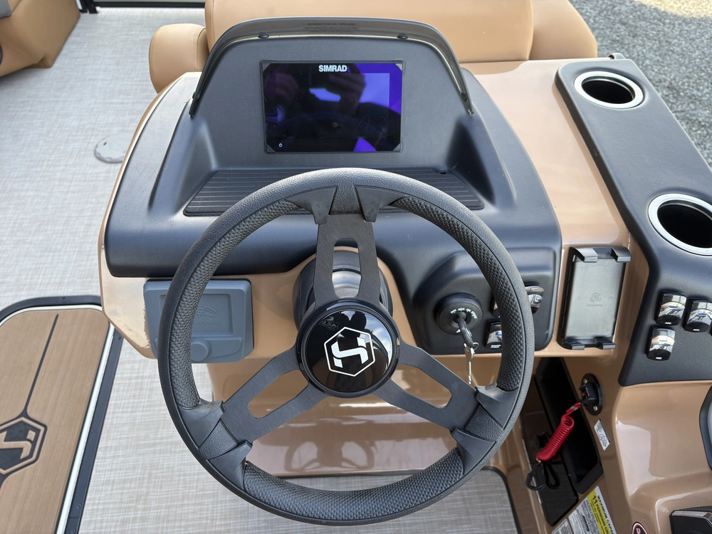 2027 Harris Cruiser 210 Sl alt