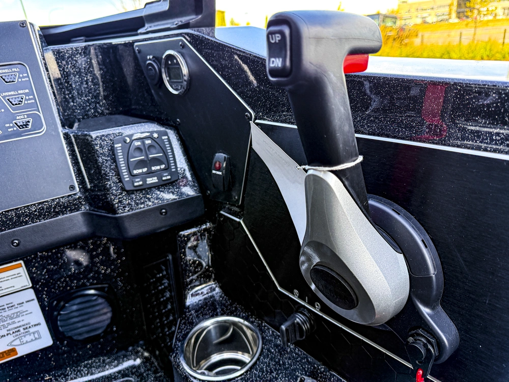 2027 Skeeter Products Wxr2060