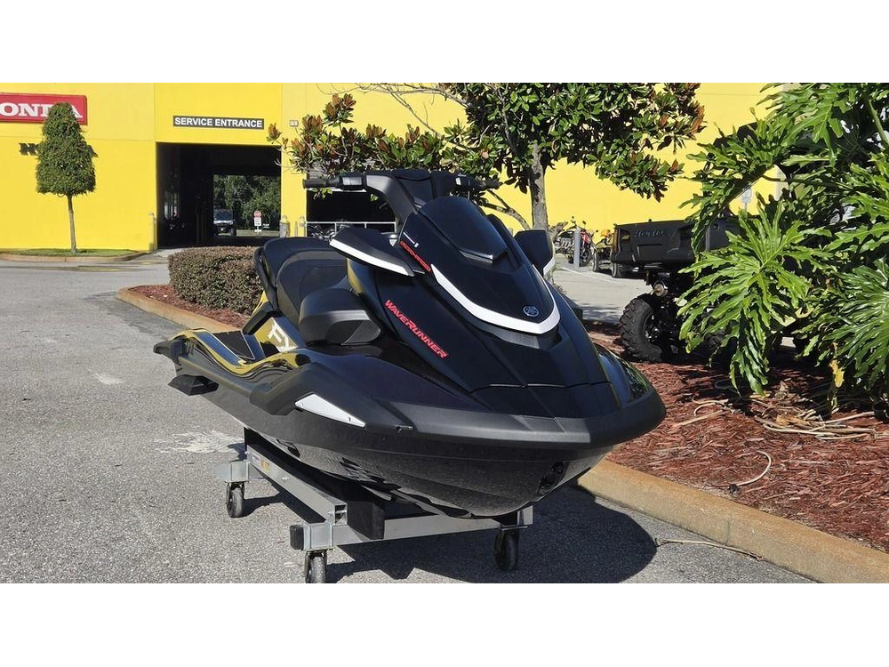 2026 Yamaha Fx Svho®
