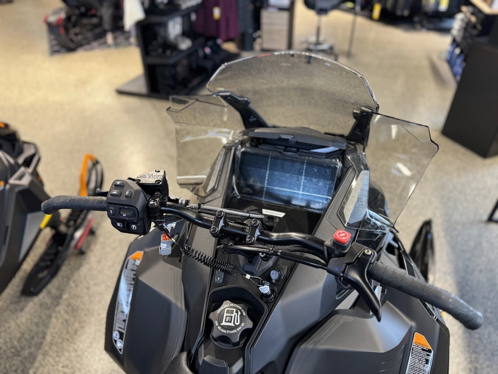 Ski-doo Renegade Enduro 600rr 2027 alt